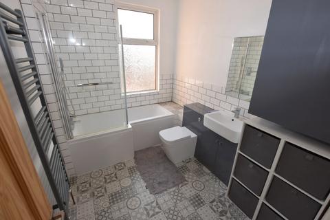 2 bedroom terraced house to rent, Purser Road, Northampton NN1