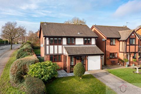 4 bedroom detached house for sale, Geneva Drive, Birches Head, ST1 6UW