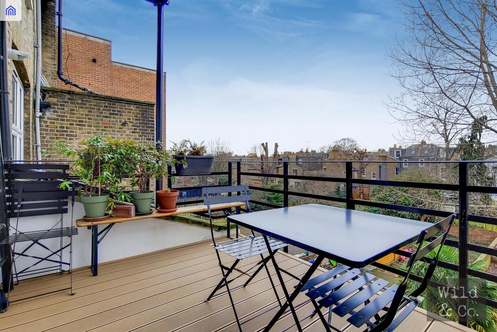 6 Balcony-1.jpg