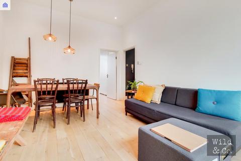 Flat C, 41 Kenninghall Road, London, E5 8BS