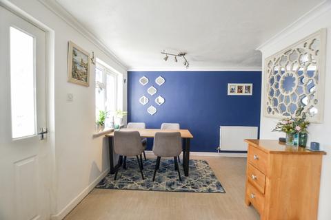 1 Barton Close, Bodmin, PL31 2LA