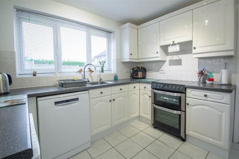 4 bedroom link detached house for sale, Lophams Close, Haverhill CB9