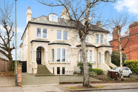 5 bedroom semi-detached house for sale, Hewlett Road, Cheltenham, Gloucestershire, GL52