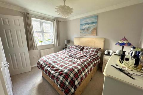 2 bedroom flat for sale, Hudson Close, Eastbourne