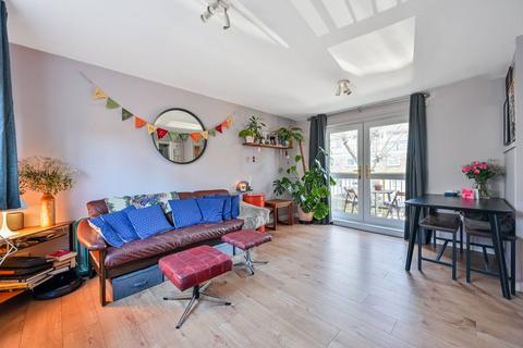 1 bedroom flat for sale, Cleveland Way, Whitechapel, London, E1