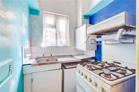 3 bedroom end of terrace house for sale, Plough Lane, London, SW19