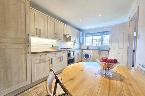 28 Downsview Drive, Midhurst, GU29 9LW