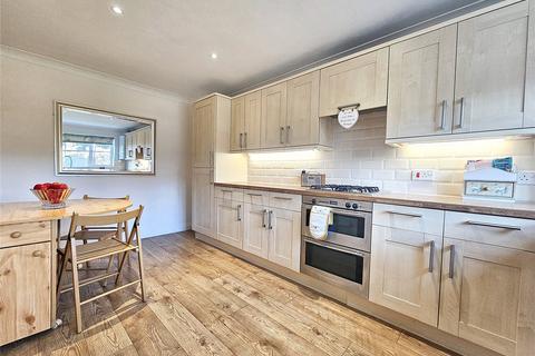 28 Downsview Drive, Midhurst, GU29 9LW