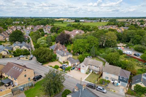 8 Cambridge Road, Waterbeach, Cambridge, CB25 9NJ