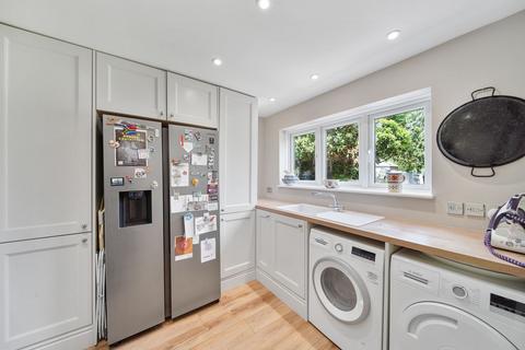 8 Cambridge Road, Waterbeach, Cambridge, CB25 9NJ
