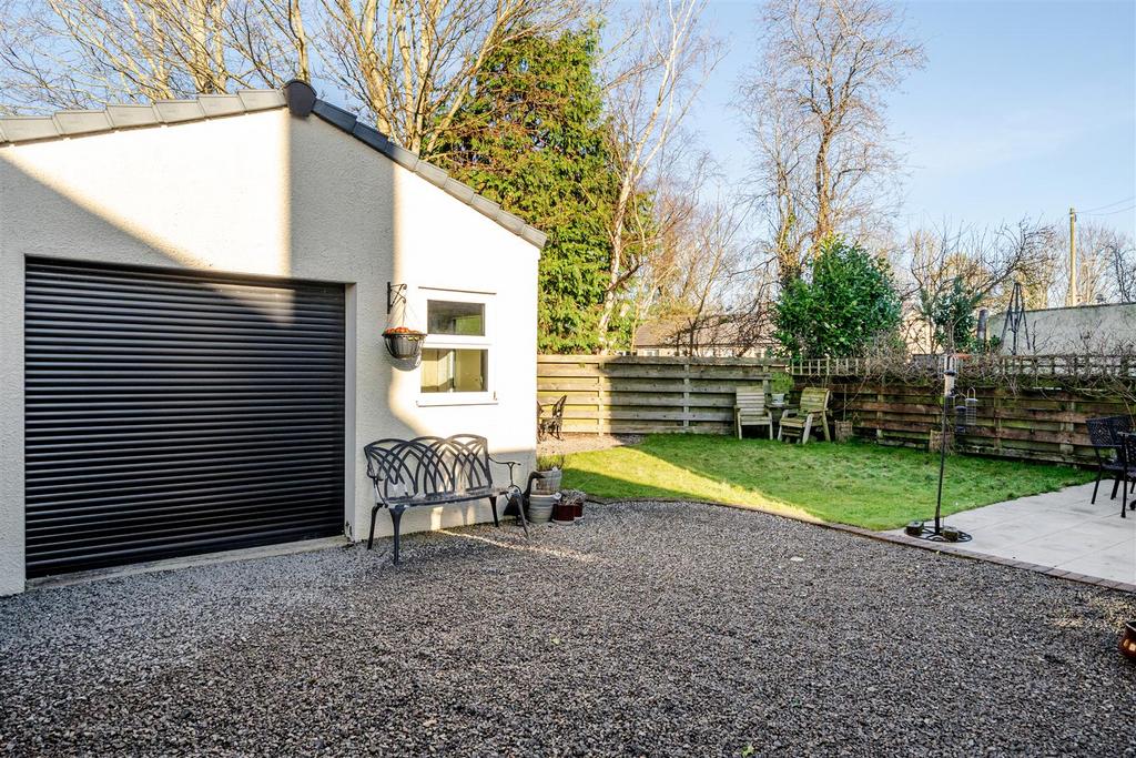 Single garage/workshop