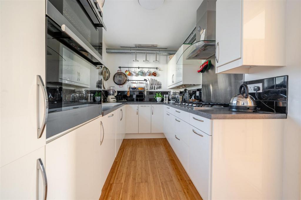 Dining kitchen