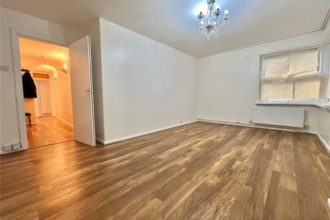 2 bedroom apartment to rent, Tash Place, London, N11