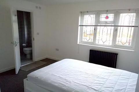undefined, Tranton Road, London SE16