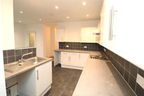 3 bedroom terraced house to rent, Leicester Road, Hinckley