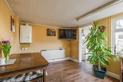6 bedroom end of terrace house for sale, Nelson Road North, Great Yarmouth
