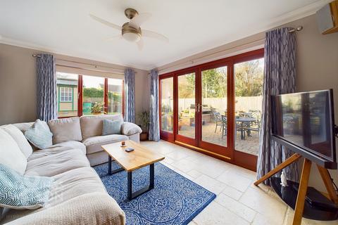 72 Berryfields, Brundall, Norwich, NR13 5QQ