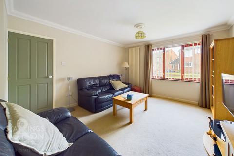 72 Berryfields, Brundall, Norwich, NR13 5QQ