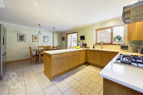 72 Berryfields, Brundall, Norwich, NR13 5QQ