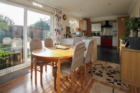 4 bedroom detached house for sale, Shortcroft, Kelvedon Hatch, Brentwood