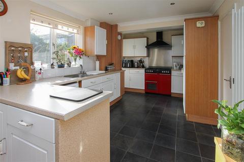 4 bedroom detached house for sale, Shortcroft, Kelvedon Hatch, Brentwood