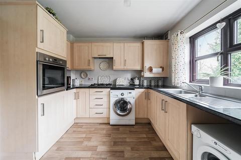 37 Brickham Road, Devizes, SN10 2SR
