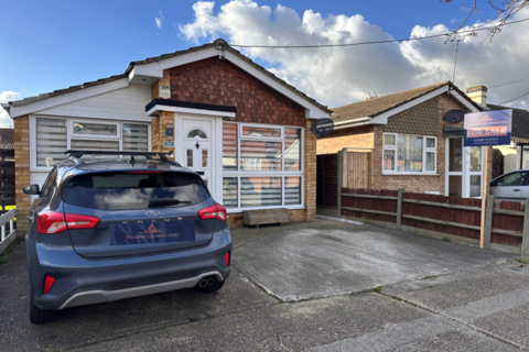 2 bedroom bungalow for sale, Coniston Road, Canvey Island