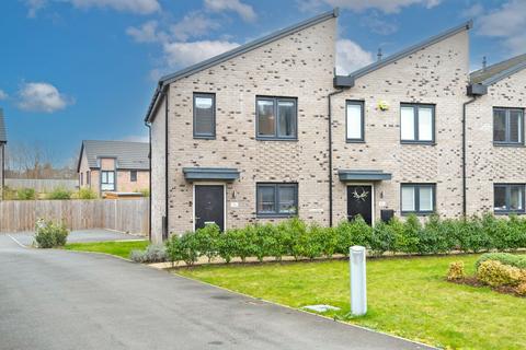 2 bedroom end of terrace house for sale, Woodyard Avenue, Chesterfield S41