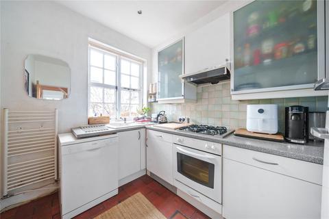 16 Ludlow Road, London, W5 1NY