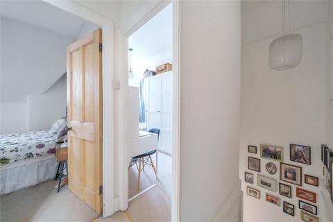 16 Ludlow Road, London, W5 1NY