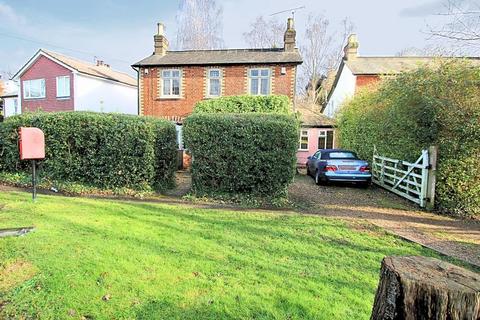 4 bedroom detached house for sale, Mayford