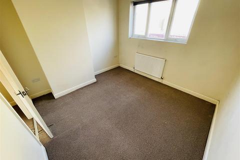 2 bedroom end of terrace house for sale, King Street, Bedworth