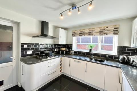 27 Deansberry Close, Stoke-on-trent, ST4 8JH