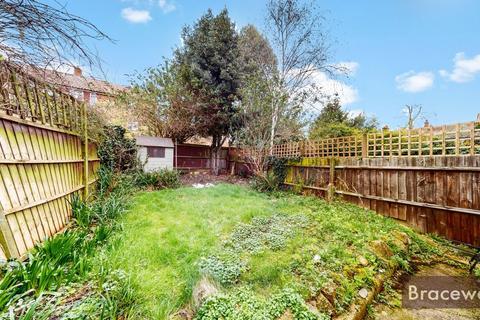 4 bedroom terraced house for sale, Oak Avenue, London N8