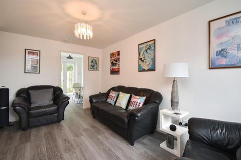 2 bedroom terraced house for sale, Cookson Gardens, Hastings