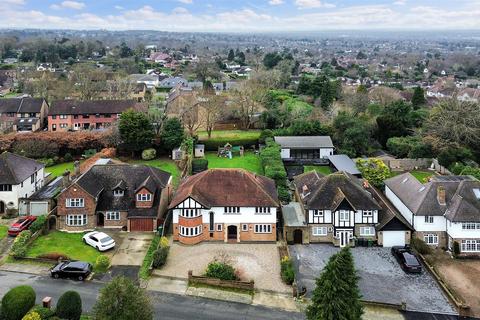 12 Burgh Mount, Banstead, SM7 1ER