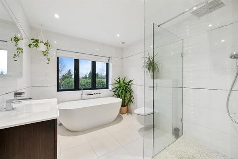 12 Burgh Mount, Banstead, SM7 1ER