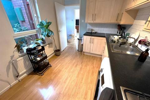 2 bedroom maisonette to rent, Fletcher Court, Ingestre Road, London