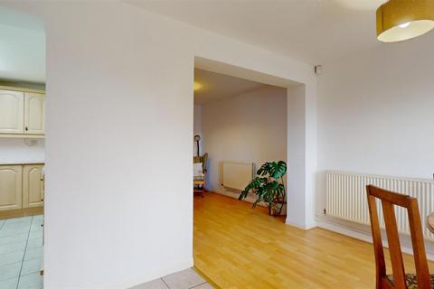 17 Holcombe, Bristol, BS14 0AT