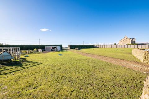 Land for sale, Paddock and Barn adj. to Reservoir House, Whitley Road, Whitley