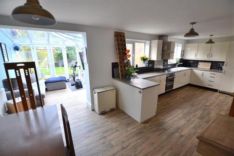 4 bedroom detached house for sale, Brookfield Road, Rothley LE7