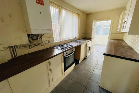 2 bedroom house for sale, Midland Road, Abbey Green