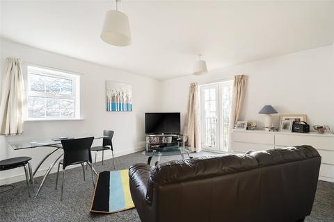undefined, Champs Sur Marne, Bristol BS32
