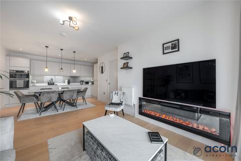 3 bedroom apartment for sale, Bonsai Point, 399 J Edgware Road NW9