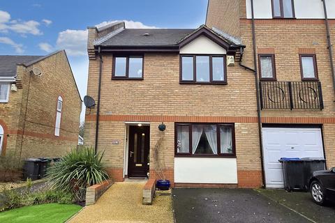 21 Swan Drive, Staverton, Trowbridge, BA14 8UN