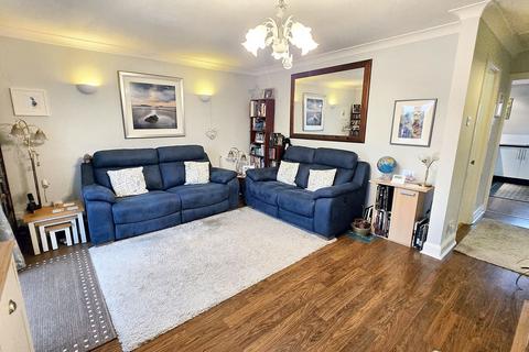 21 Swan Drive, Staverton, Trowbridge, BA14 8UN