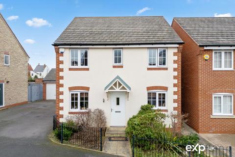 4 bedroom detached house for sale, Dexters Grove, Nottingham NG15