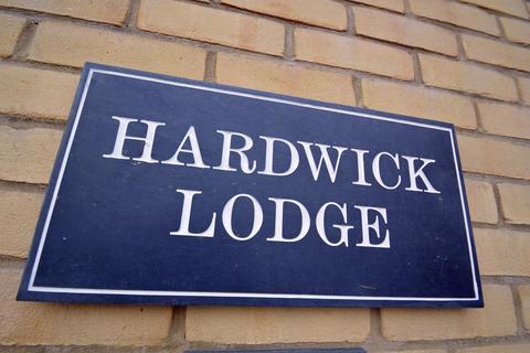 undefined, Ground floor retirement apartment in the centre of Yatton
