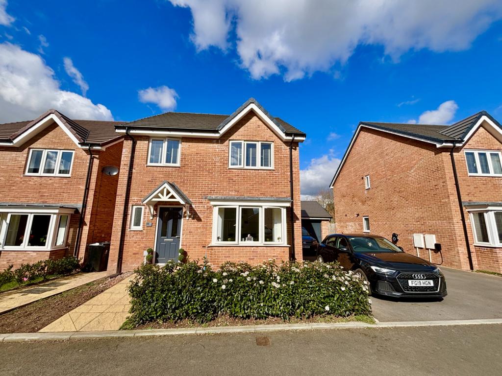 Immaculately Presented Four Double Bedroom Home w