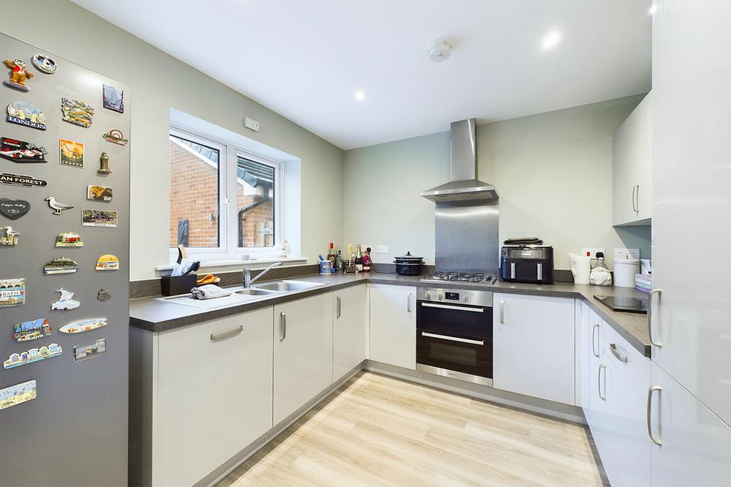 Kitchen Dining Area